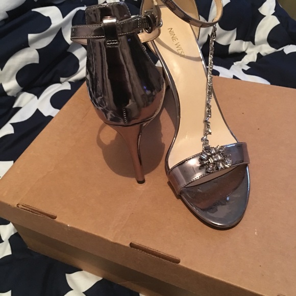 New nine West  shoes - Picture 3 of 3